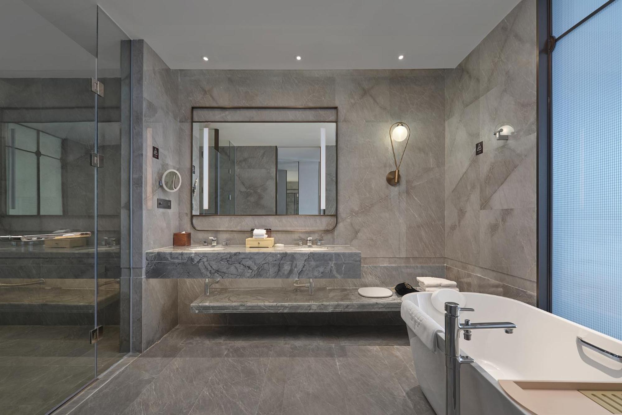 Dongguan Dongcheng International Hotel - Free Shuttle Buses For Executive Room Guests During Canton Fair Exterior foto